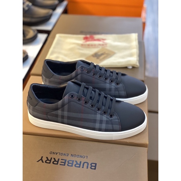 Sneaker Bbr siêu cấp về