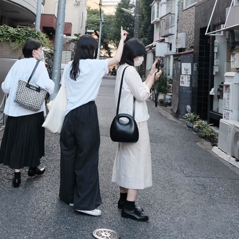 MISCHA Túi Đeo Chéo Da PU Hình Tròn Nhỏ Màu Trơn Dễ Phối Đồ Hợp Thời Trang