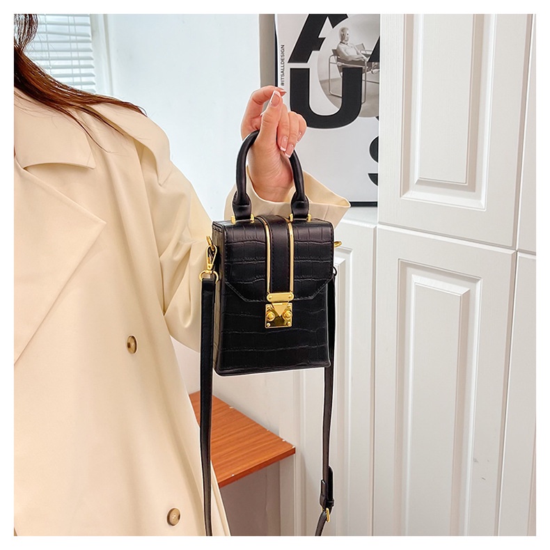 Túi đeo chéo túi đựng điện thoại dáng đứng phù hợp đi chơi dạo phố SMN474