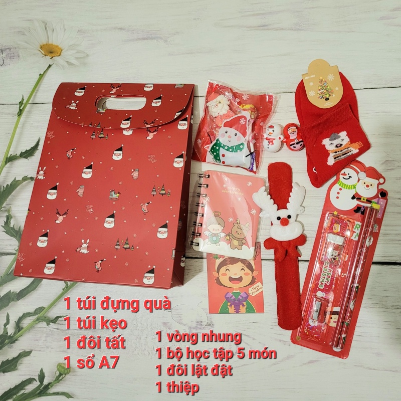 Set Quà Noel Cho Bé, Combo Quà Tặng Giáng Sinh Đáng Yêu