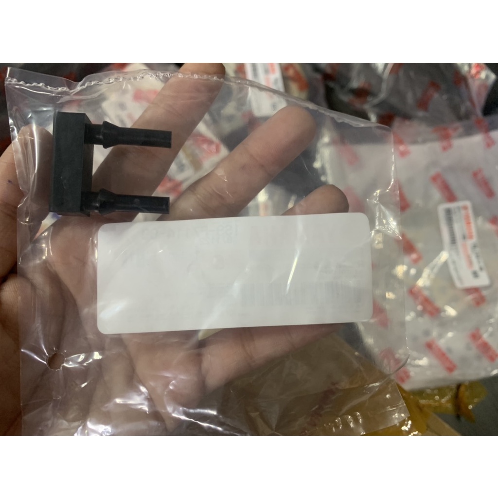 Cao su chống đứng Exciter
