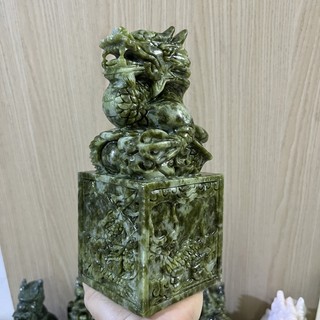 Ấn rồng, chiện rồng bằng đá thật nhiều màu cho nhiều mệnh Kim Mộc Thủy Hỏa Thổ