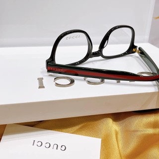 Kính Gucci Classic