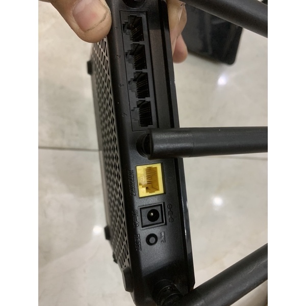 Phát wifi 2 bằng tần Dlink Dir-809 3 ăng tên đã qua sử dụng