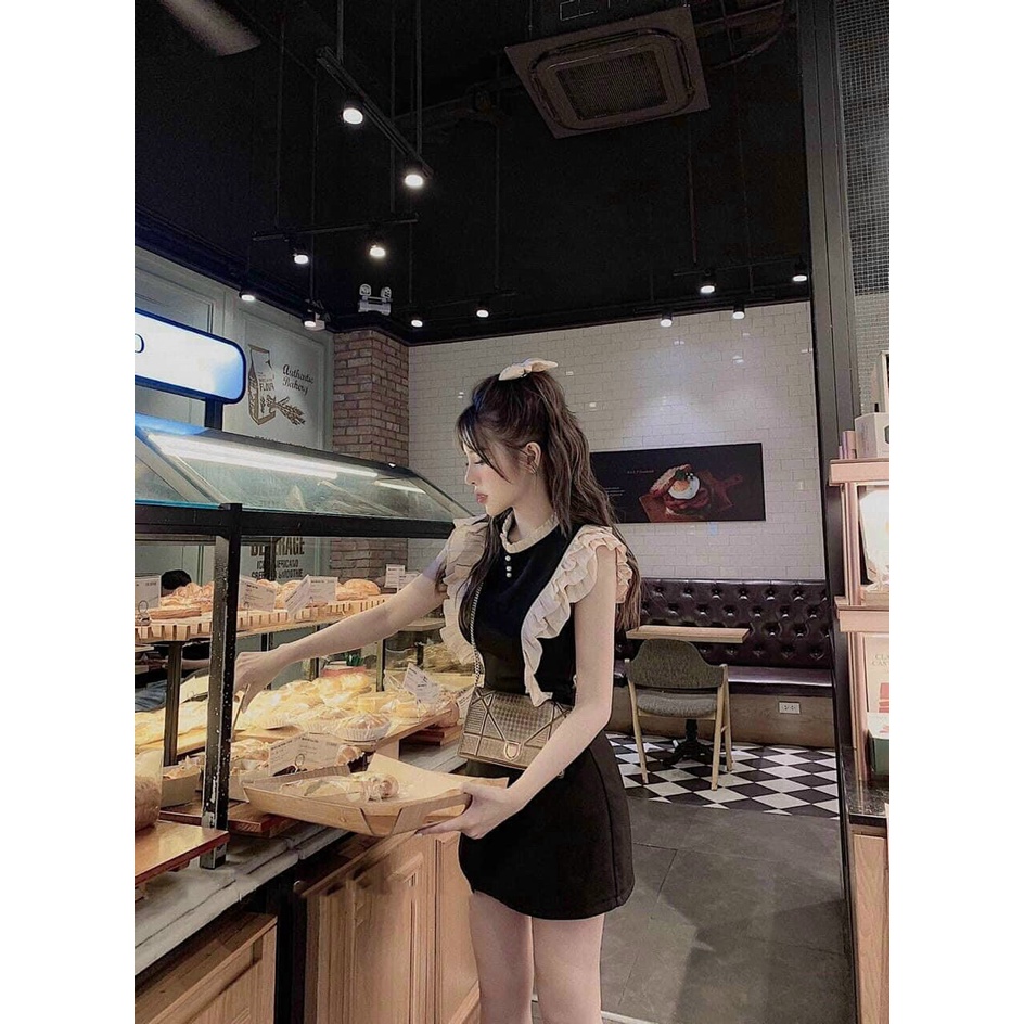 Đầm đen cánh tiên cổ tròn đính nút, đầm đen cổ phối bèo dáng chữ A đi tiệc quyến rũ, dễ thương
