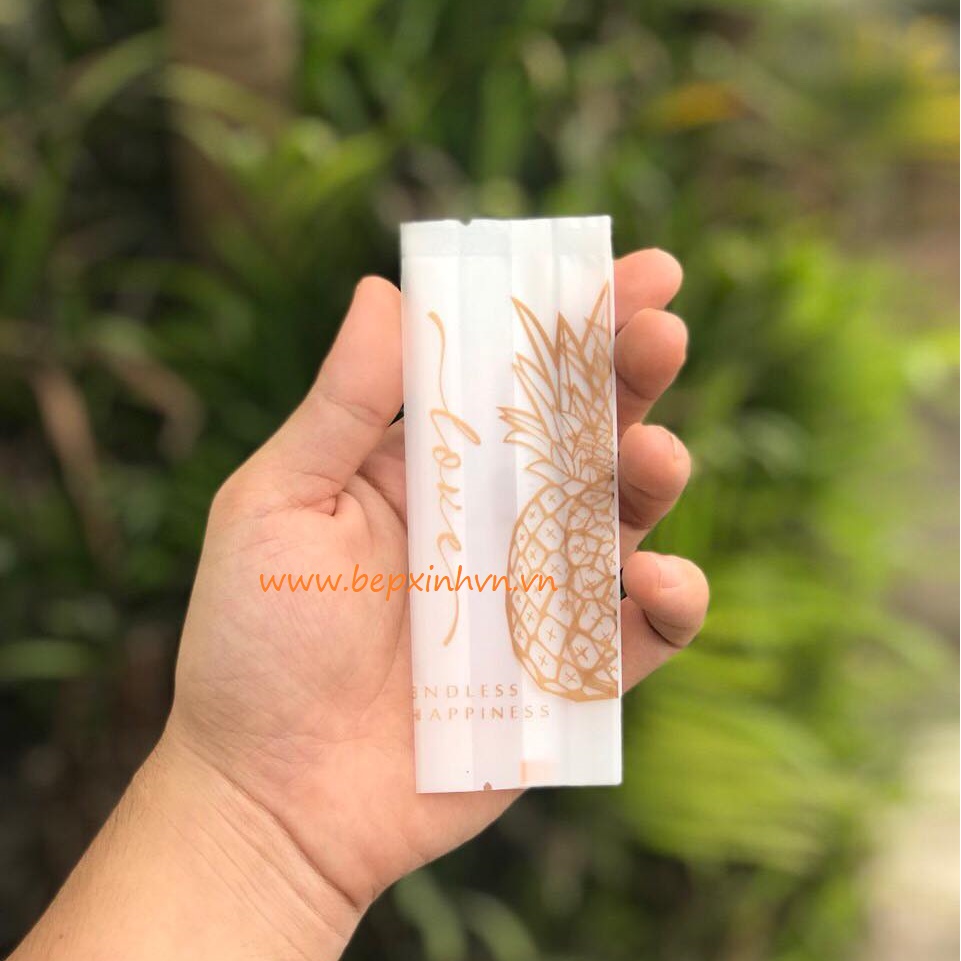 Túi bánh dứa love trắng-100 túi