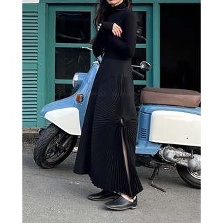 Pleated skirt LIMITTED Chân váy xếp ly thiết kế bất đối xứng