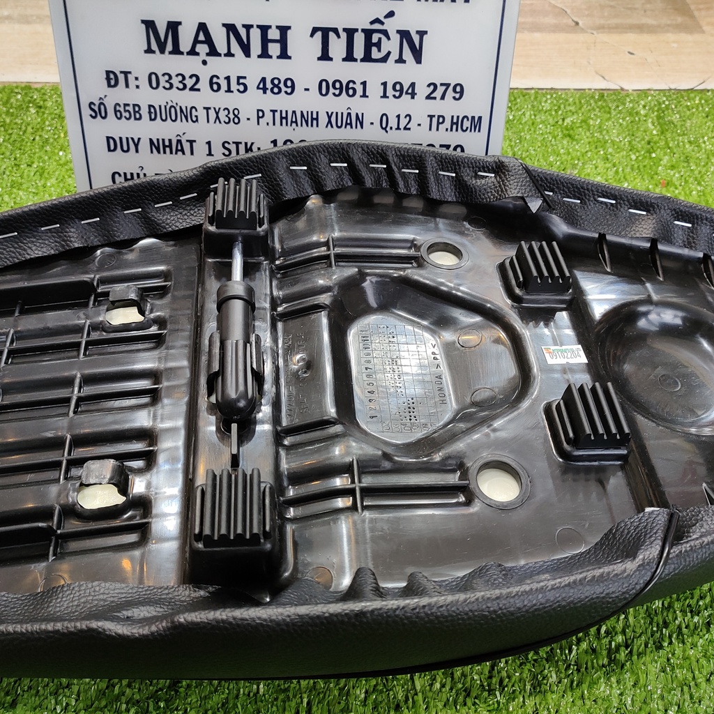 Yên Wave Thái 110- KFL mã 850 zin mới chính hãng