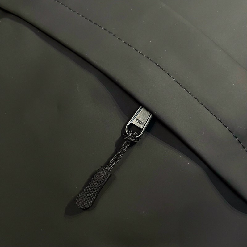 BALO FEAR OF GOD ESSENTIALS chính hãng