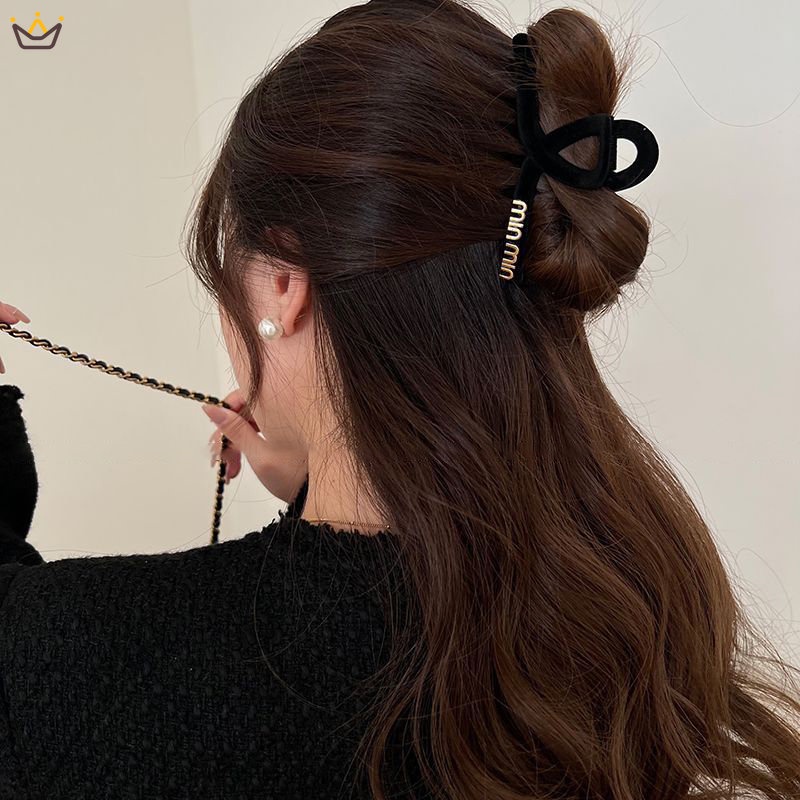 Kẹp Tóc Hình Cá Mập Màu Đen Chất Lượng Cao Cho Nữ