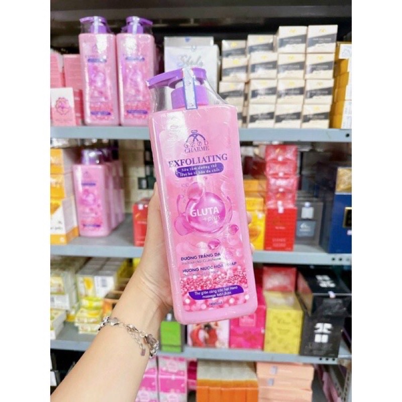 Sữa tắm tẩy tế bào chết trắng da Exfoliating_tặng kèm nước hoa mini thơm lắm-chai to 900m