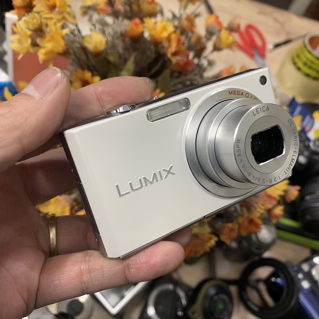 Máy ảnh Panasonic Lumix FX33