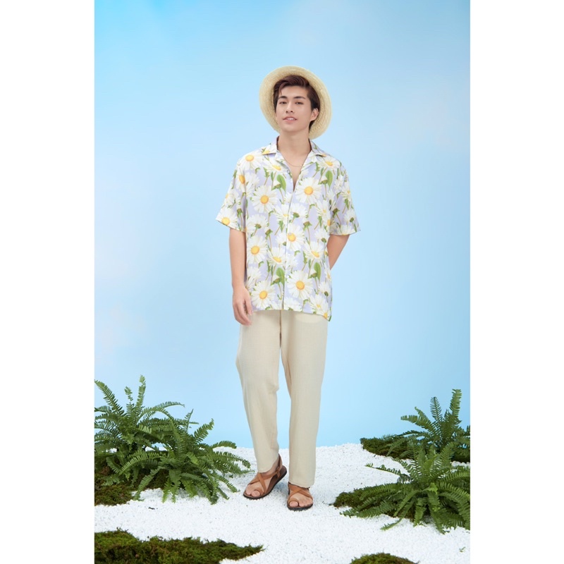 Áo lụa hoa cúc (nền tím nhạt) và Quần xô cotton