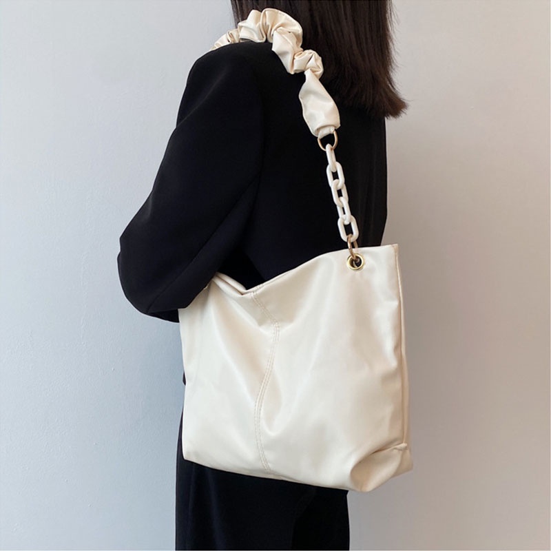 Túi Đeo Chéo Dây Xích Nhỏ Nhắn Phong Cách Hàn Quốc Hàng Mới Dành Cho Bạn Nữ