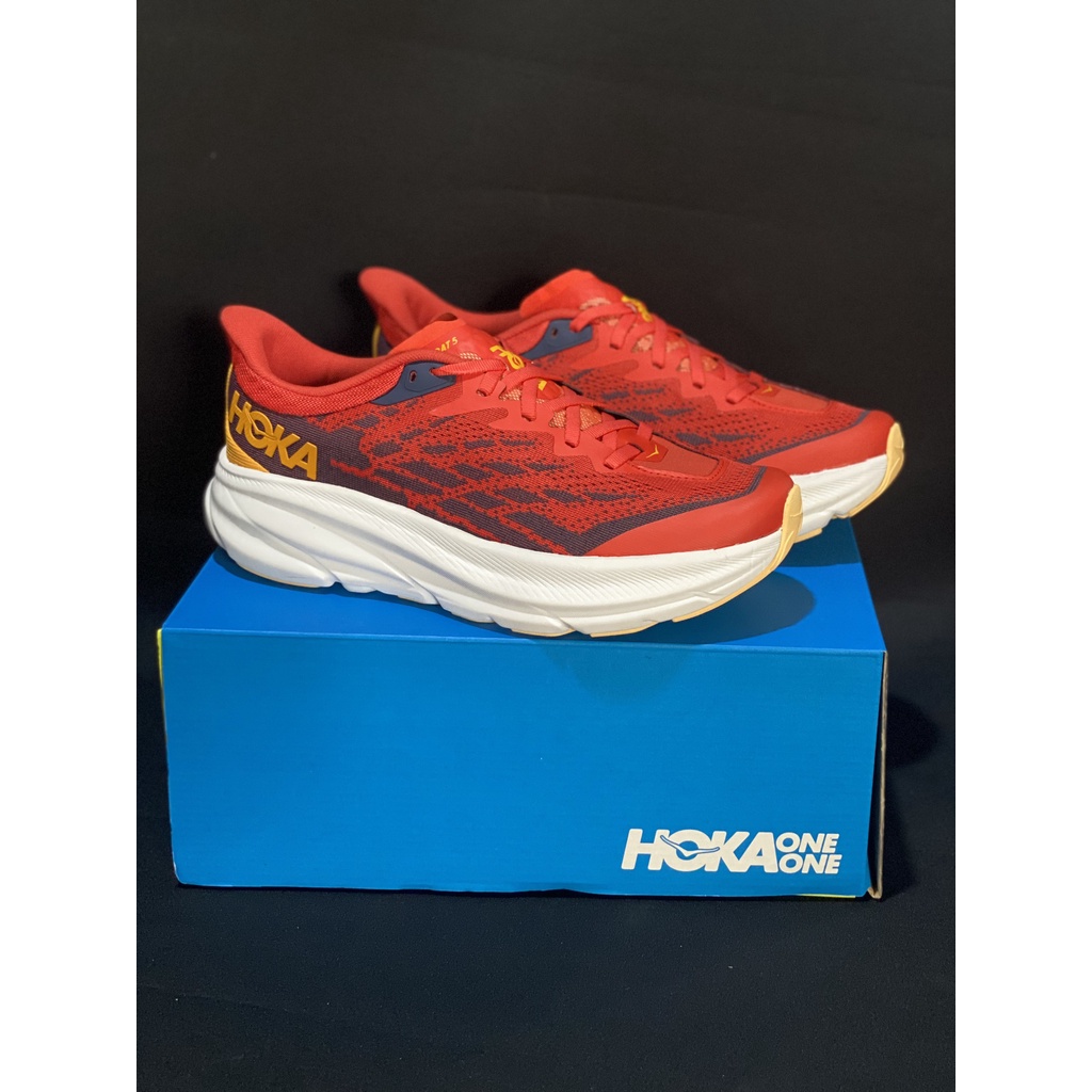 Giày HOKA chạy bộ màu đen đỏ ( Bền, Nhẹ, Đẹp, Êm Chân ) Giay Tập Gym Dành Cho Cả Nam Và Nữ