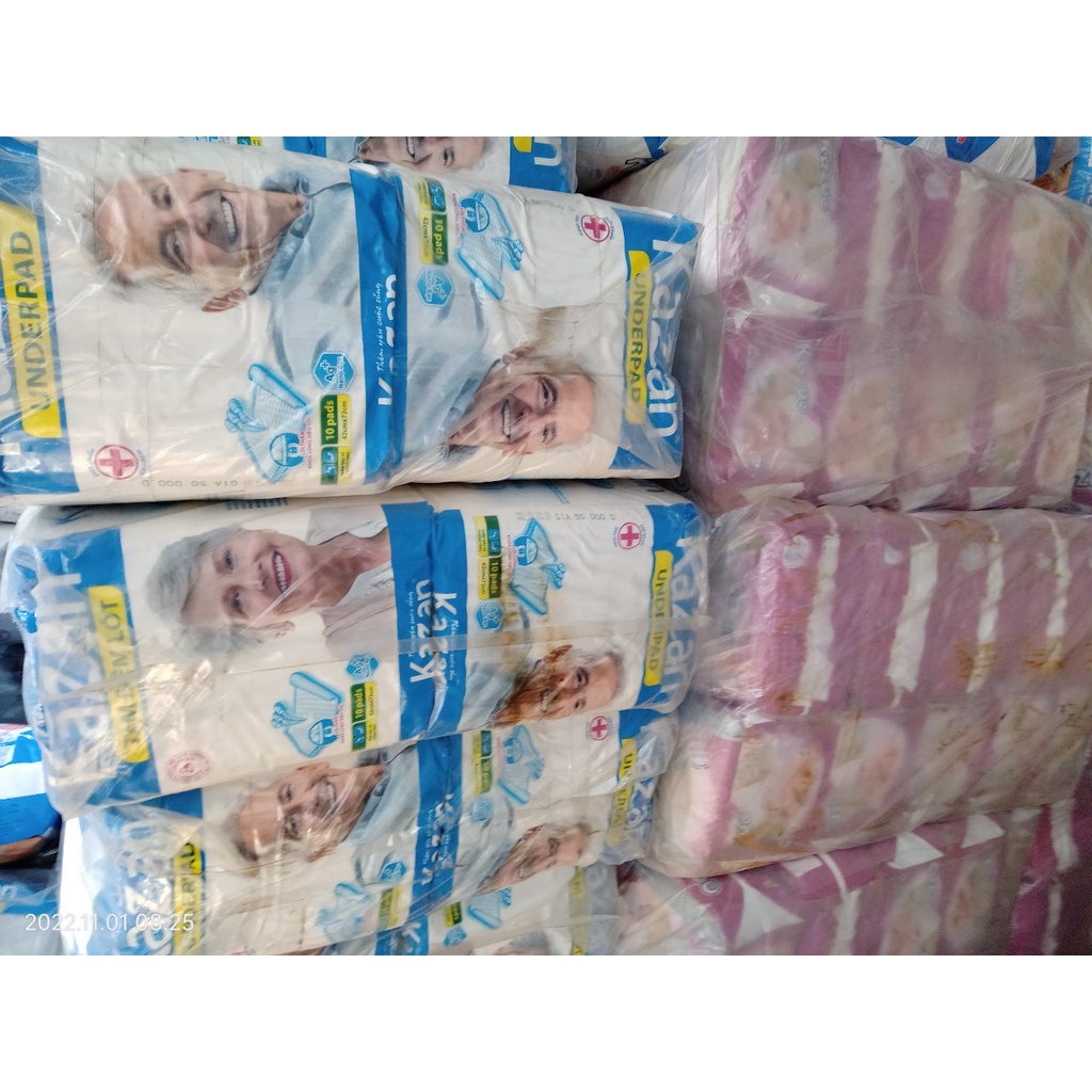 Combo 2 gói lót sơ sinh newborn Kazuo NB1- 52 cho bé