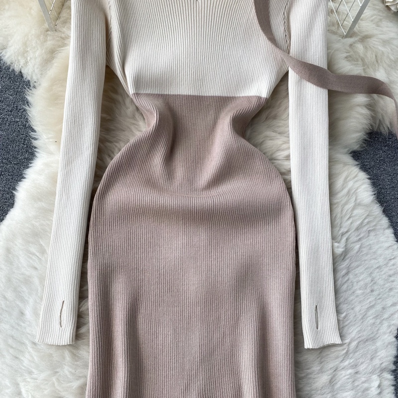 Váy len cổ V nữ kèm dây ruy băng len