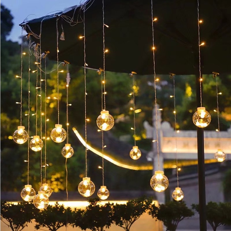Đèn LED thả rèm bóng tròn 12 sợi trang trí