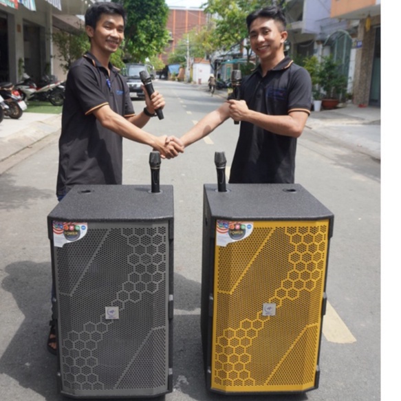 Loa kéo MTMAX BK99 bass 4 tấc 1 mid 1 treble công suất lớn. Thùng gỗ cao cấp cho âm thanh mạnh mẽ, chân th