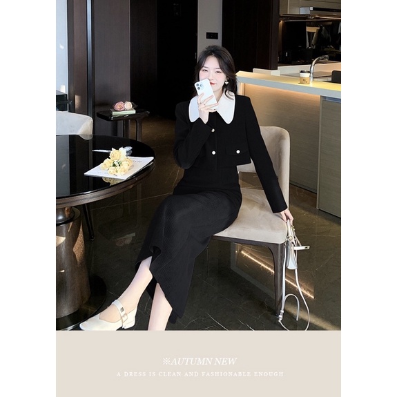 Set nhung mùa Thu áo dài tay cổ bẻ mix cùng chân váy suông dáng dài phong cách Retro