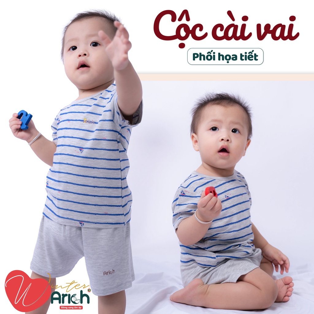 Bộ quần áo cộc tay cài vai phối họa tiết Arich cho bé trai và bé gái từ 6m-18m