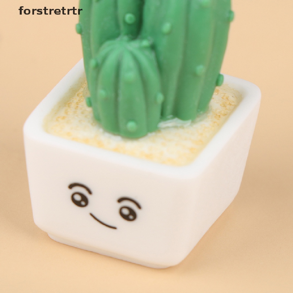 1 Chậu Cây Xương Rồng / Thỏ Bằng Nhựa Resin Trang Trí Bảng Điều Khiển Trung Tâm Xe Hơi