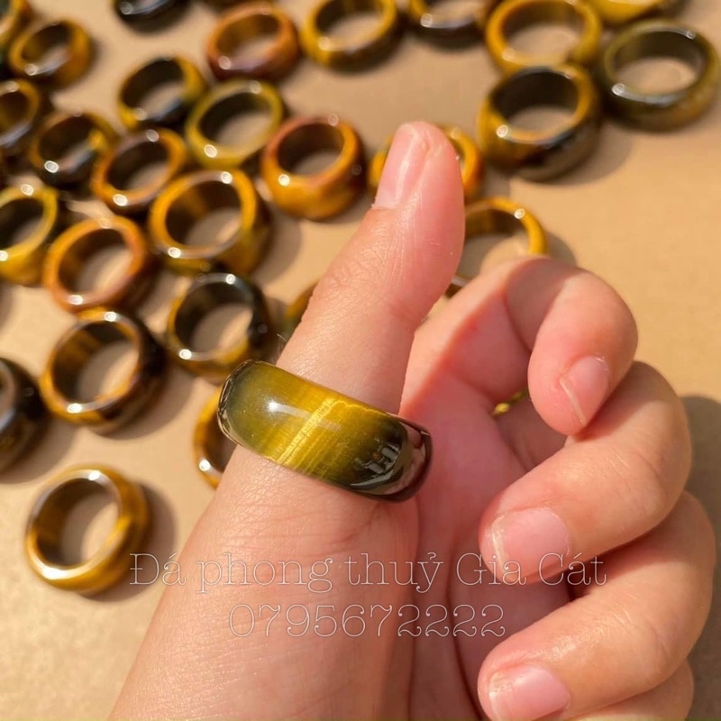 Nhẫn đá nâu mắt hổ cho nam bản lớn