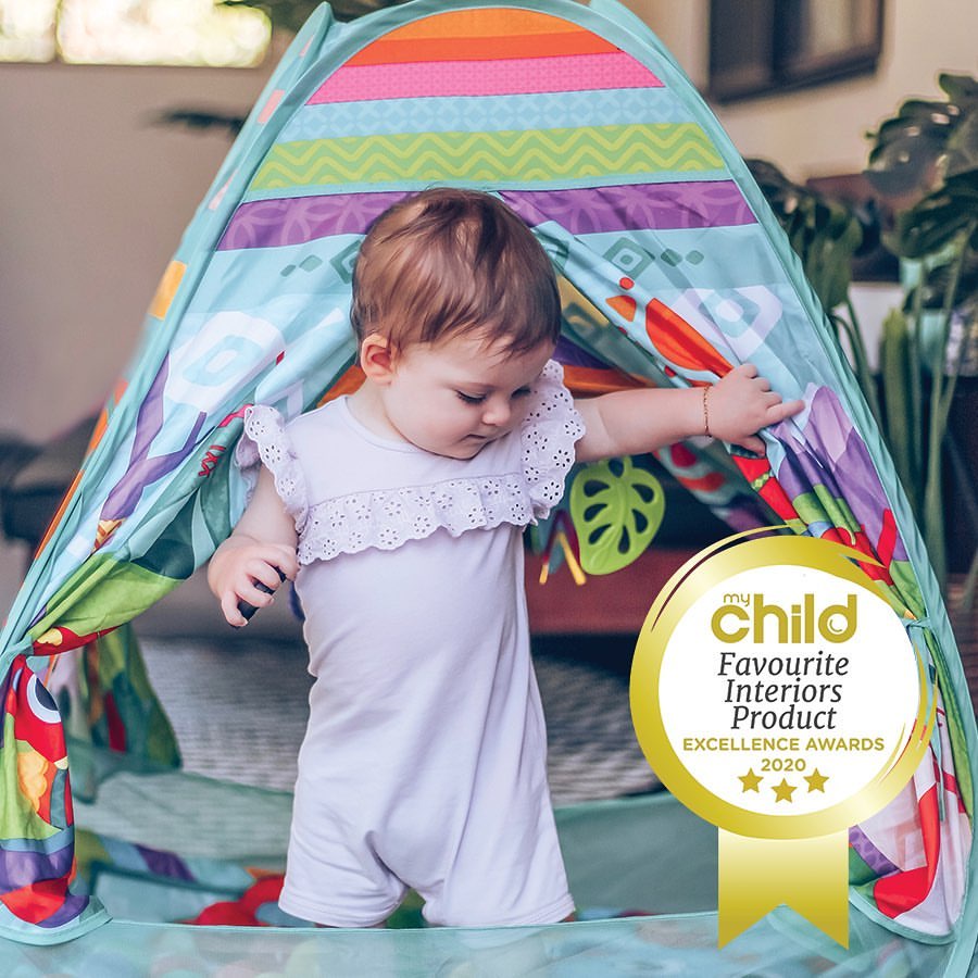 Lều banh có đồ chơi treo nôi Convert Me Teepee Playgro, cho bé sơ sinh đến 24 tháng