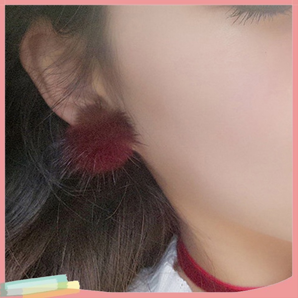 Đôi khuyên tai bóng lông thời trang cho nữ