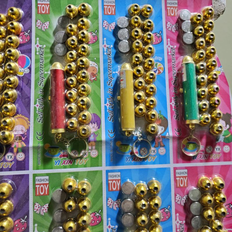 Đèn laze đồ chơi 3D tặng 3 pin 2 trong 1 cho mèo vui chơi