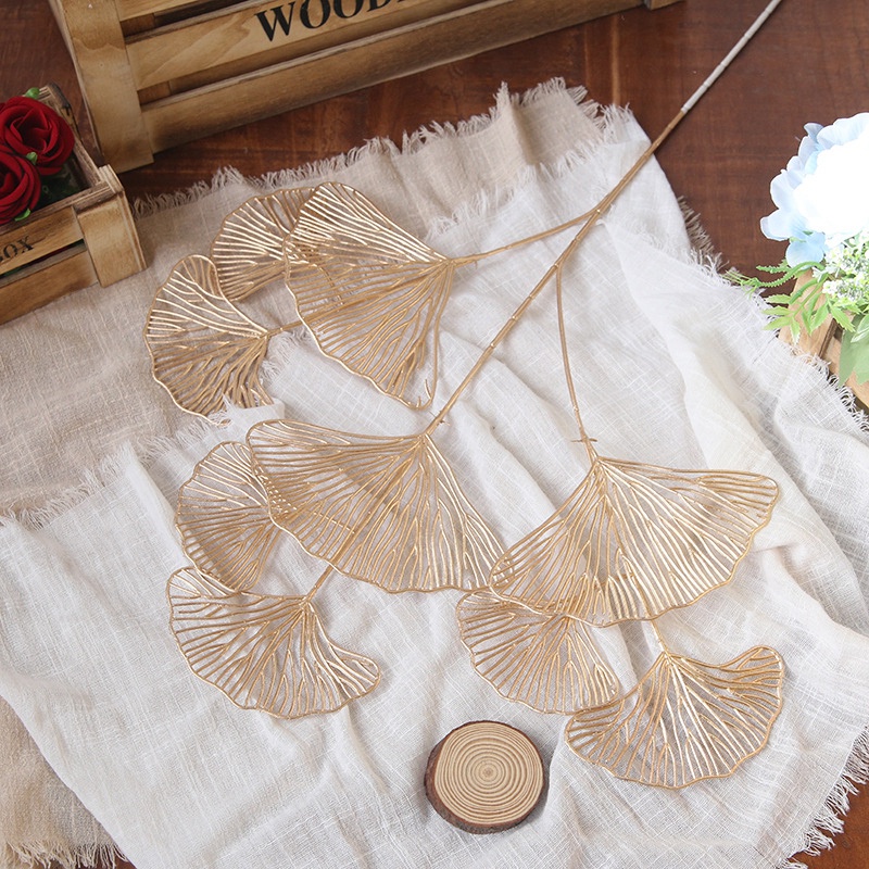 Hoa May Mắn Giả Trang Trí Nhà Cửa