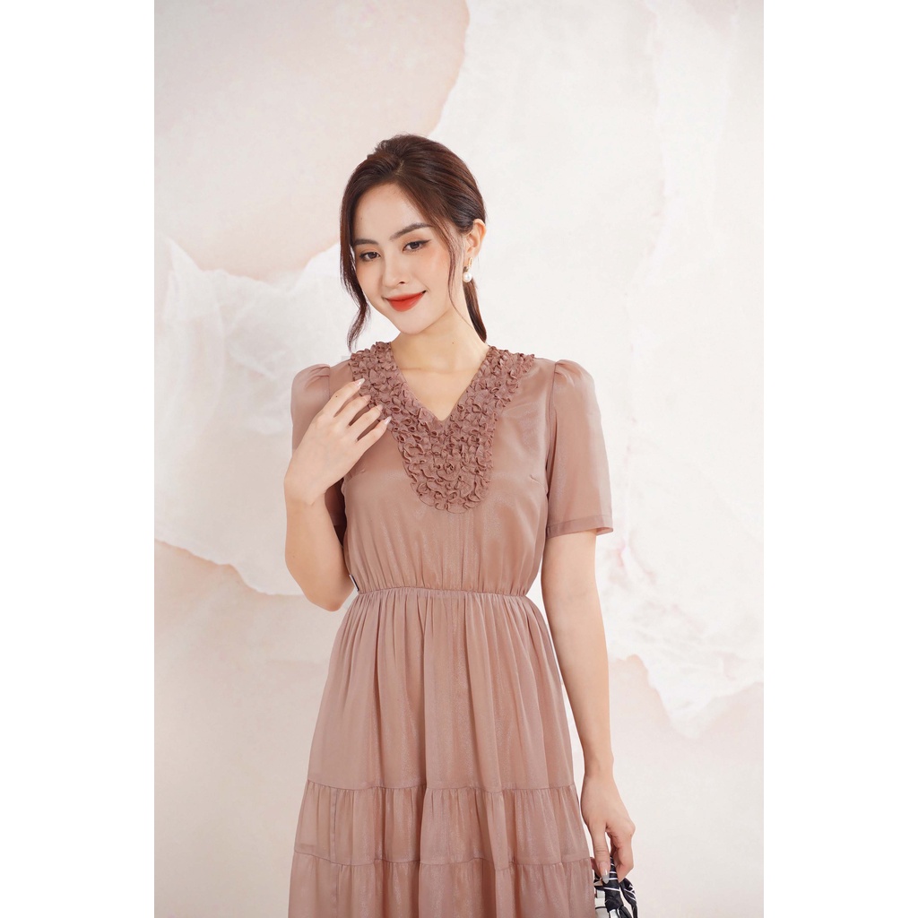 Đầm dáng xòe Fiona bèo trang trí cổ F452309