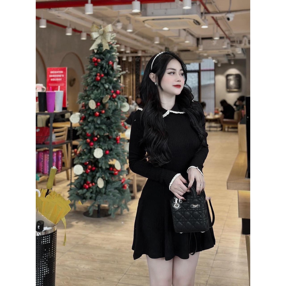 Váy len dáng xòe ngắn cổ bẻ phối ren 2 màu đen đỏ chất len co giãn basic tôn ôm dáng dài tay năng động điệu đà dễ mặc