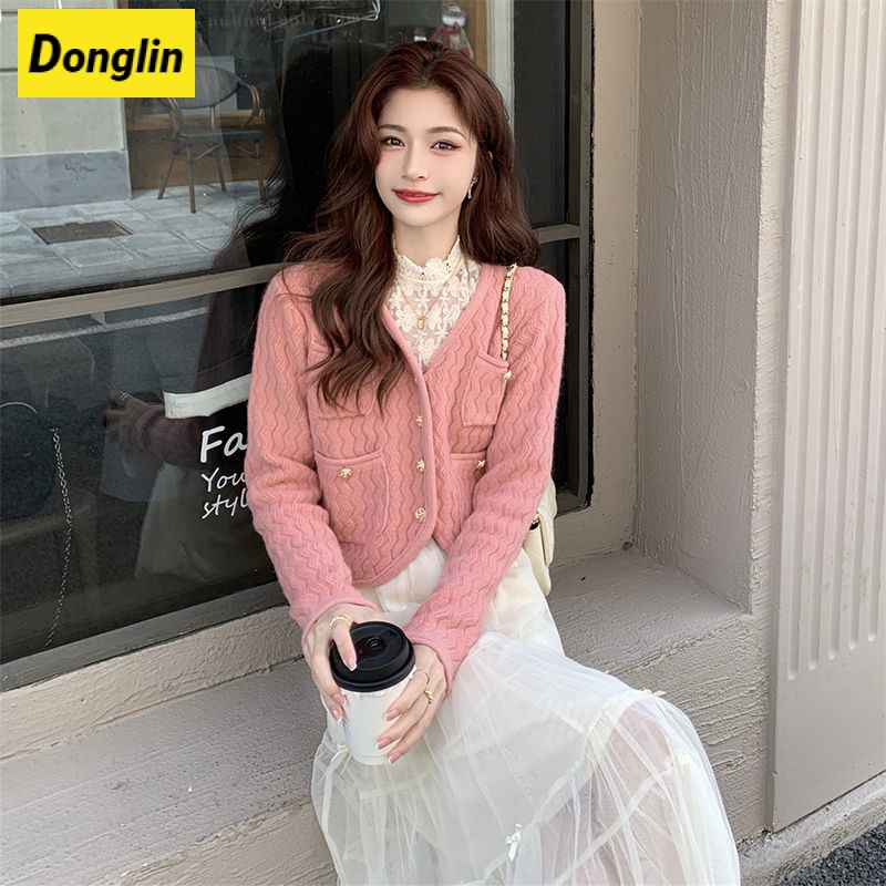 Xiaoxiang Áo Khoác Cardigan Dệt Kim Cao Cấp Dáng Rộng Họa Tiết Gợn Sóng Màu Trắng Phong Cách Mới Cho Nữ