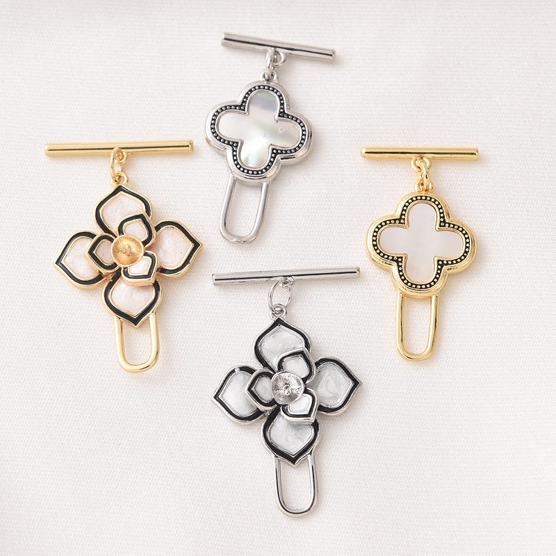 Khóa Cài Vòng Tay diy Bằng Đồng Mạ Vàng 18K Hình Cỏ Bốn Lá Đính Hạt Ngọc Trai