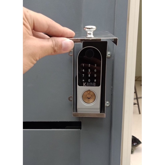 Hộp che mưa INOX dùng cho khoá cổng vân tay.