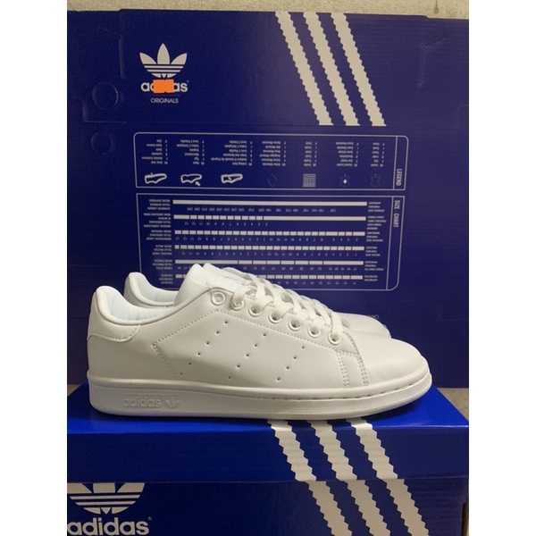 GIẦY THỂ THAO STAN SMIT NAM NỮ HÀNG CAO CẤP, THIẾT KẾ PHỐI MÀU ĐƠN GIẢN, PHONG CÁCH CÁ TÍNH .