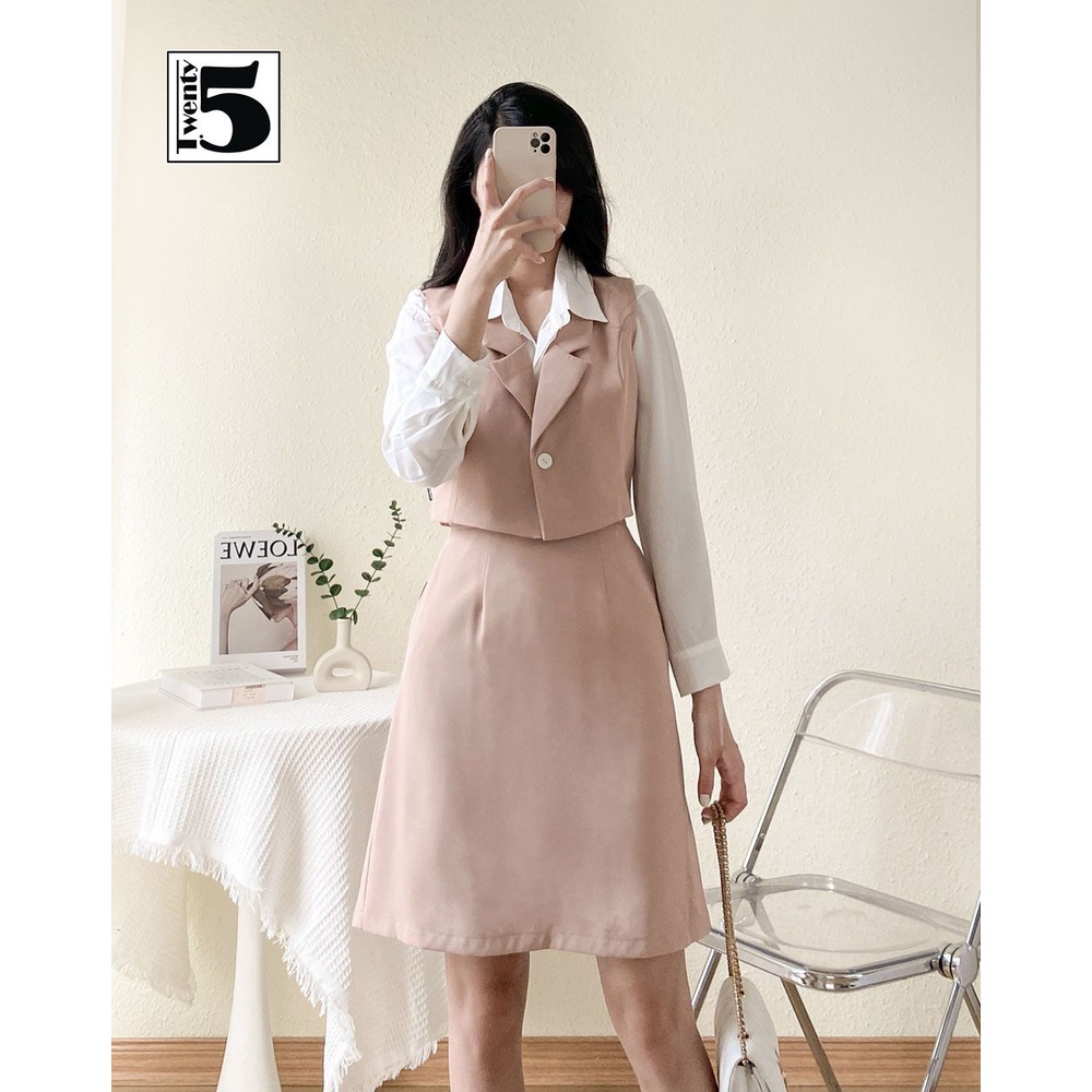 Áo blazer nữ công sở sát nách dáng ngắn Twentyfive SB9