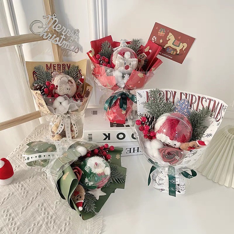 Bó hoa giáng sinh làm quà tặng noel sinh nhật, kèm túi giấy và đèn led