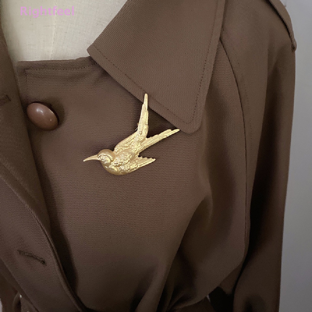 1 Huy Hiệu Cài Áo Kim Loại Hình Cánh Bướm / Chim Cánh Thiên Thần Màu Vàng Cổ Điển Phong Cách Âu Mỹ Thích Hợp Làm Quà Tặng Tiệc Tùng Cho Nam Và Nữ Cl