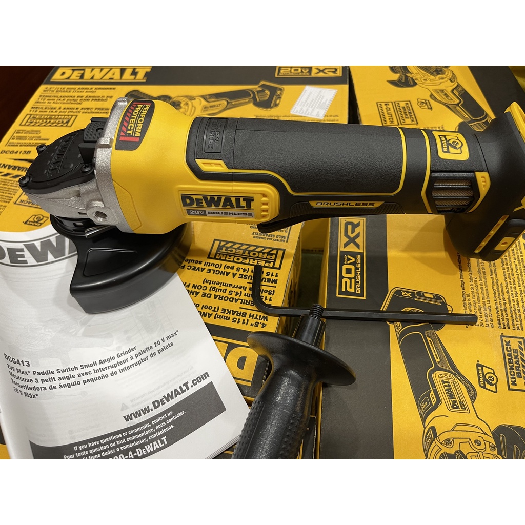 Máy mài pin Dewalt DCG413