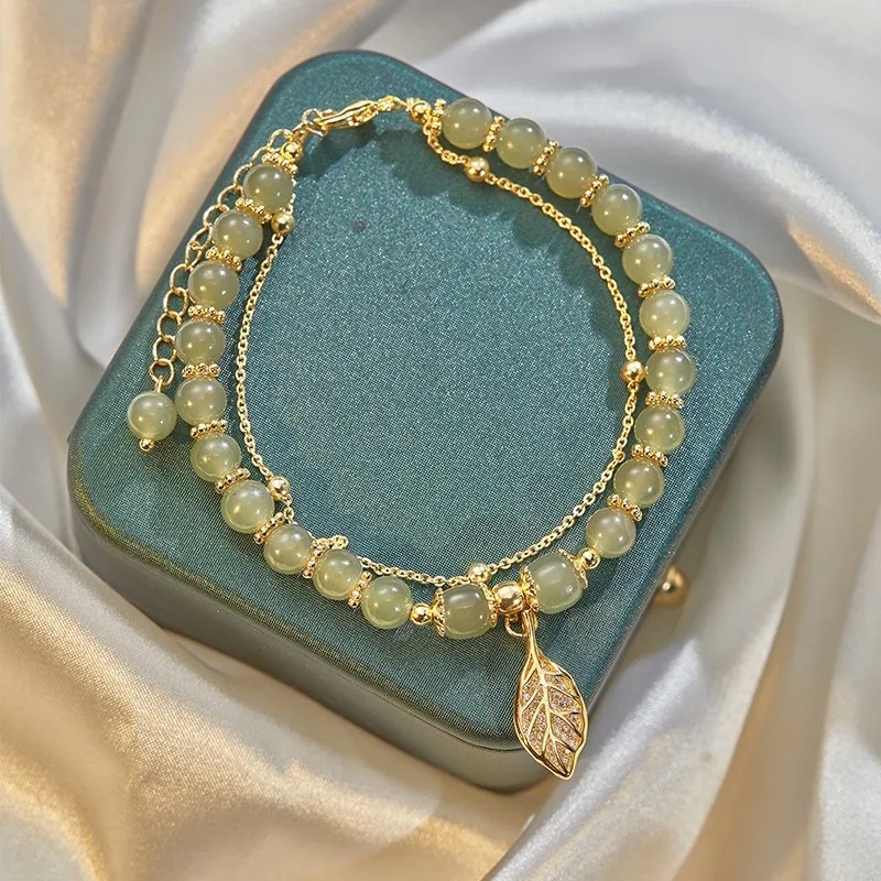 Vòng Tay Co Giãn Xâu Hạt Nephrite Hình Thỏ Thời Trang Cho Nữ
