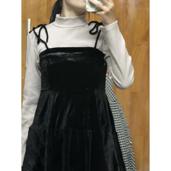 Áo 2 dây dáng babydoll nhung | A67