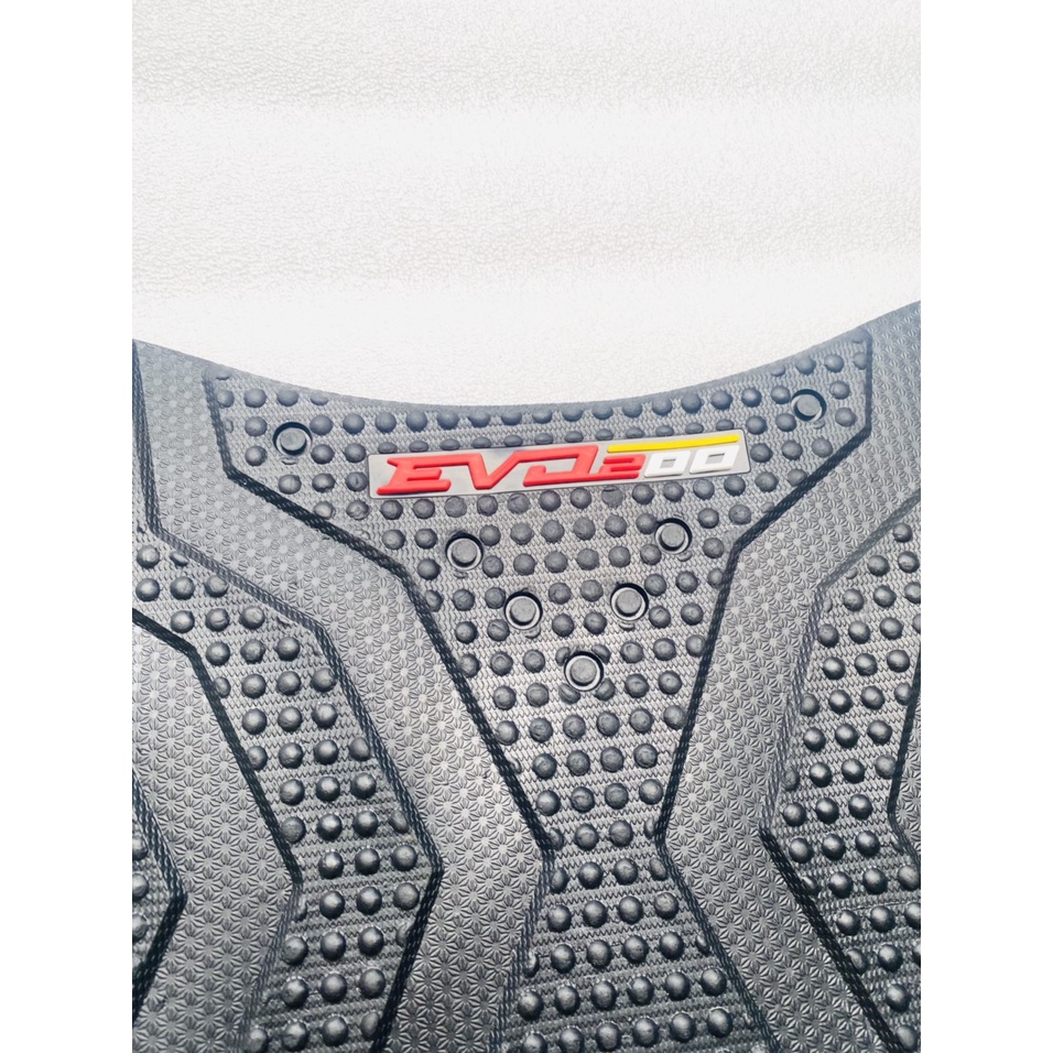 THẢM CAO SU LÓT CHÂN XE ĐIỆN EVO 200 VINFAST