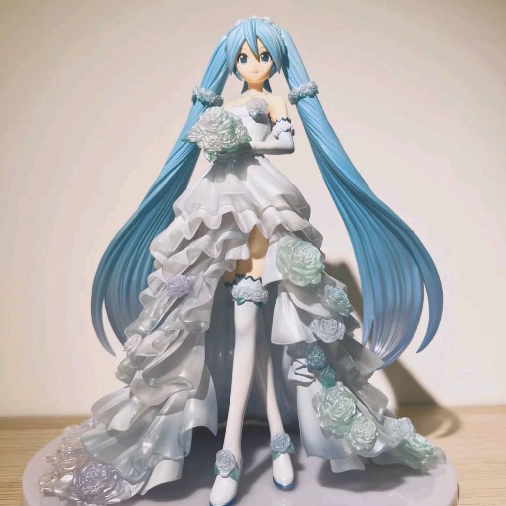Hatsune miku nhân vật may mắn túi bí ẩn hộp anime nhân vật phụ kiện dễ thương mô hình búp bê váy cưới tuyết cảnh trang trí đồ chơi