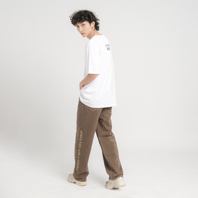 Quần Jean Nam J6 Màu Nâu Đậm In Hình Thiết Kế Ống Suông Rộng Jeans Cơ Bản Cotton Cao Cấp