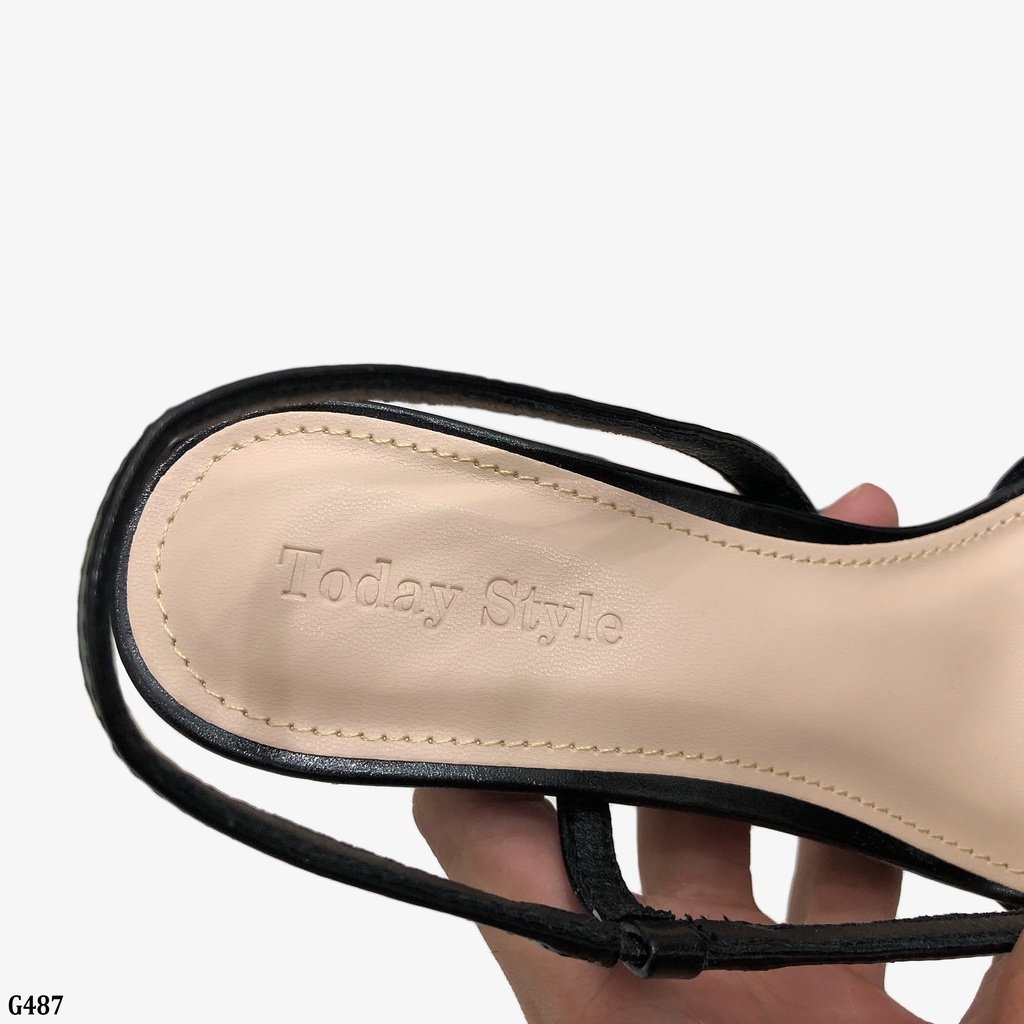 Giày Cao Gót, Sandal Bít Mũi 7 phân TodayStyle G487 Sang Trọng