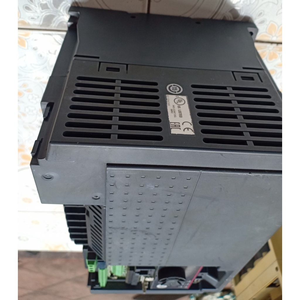 Biến tần Mitshubishi 5.5kw-380v, biến tần mitshubishi FR-E740-5.5k