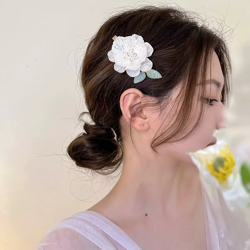 Kẹp Tóc Hình Hoa Chi Trà Đính Ngọc Trai Nhân Tạo Phong Cách Pháp Thời Trang Tinh Tế Cho Nữ