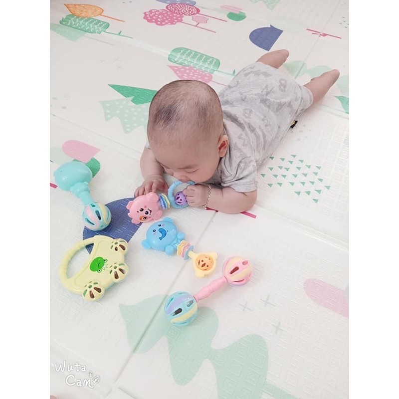 Bộ đồ chơi xúc xắc 7 món hình thú phát tiếng kêu vui nhộn kích thích vận động và giác quan của bé